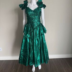 Vintage 80’s 90’s Zum Zum Metallic Iridescent Lam’e Foil Prom Gown Party Dress